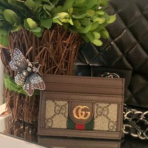 Authentic Gucci Card Holder NWT giftable Never used